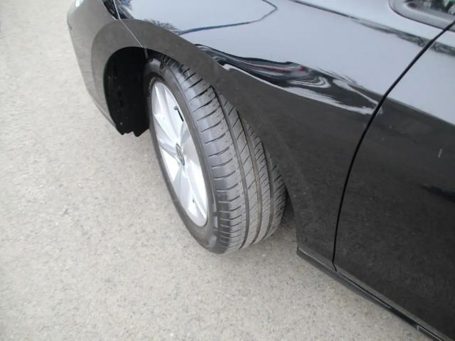 Volkswagen Golf 1.5 TSI Life Plus Variant