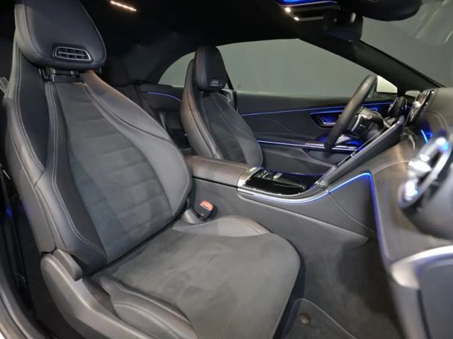 Mercedes-Benz CLE 200 4MATIC AMG Line