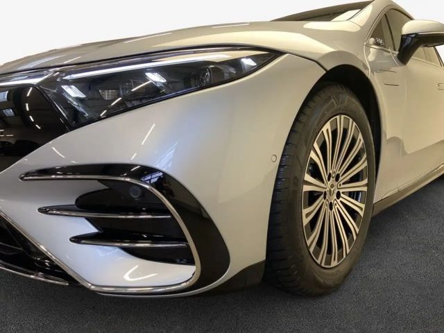 Mercedes-Benz EQS Sedan