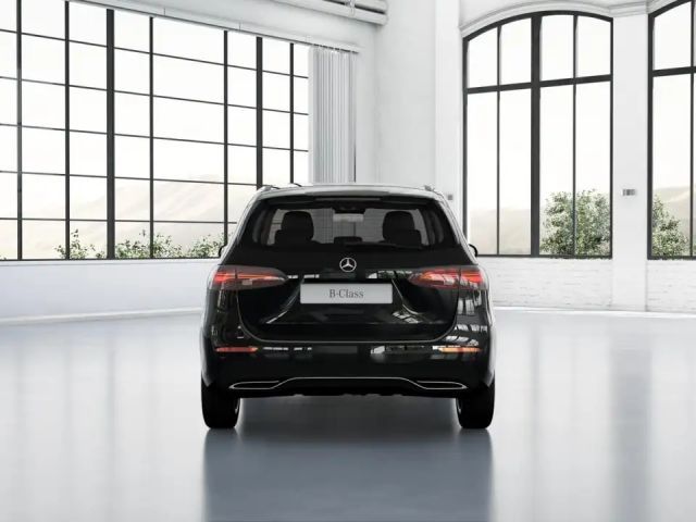 Mercedes-Benz B 200 Sedan