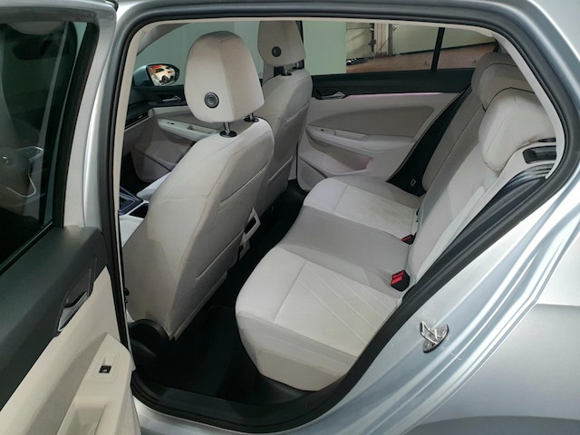 Volkswagen Golf 2.0 TDI DSG Style