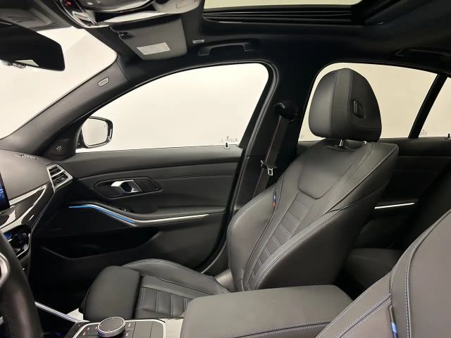 BMW 330 330d M-Sport Sedan xDrive