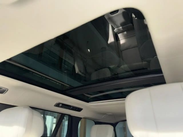 Land Rover Range Rover P530