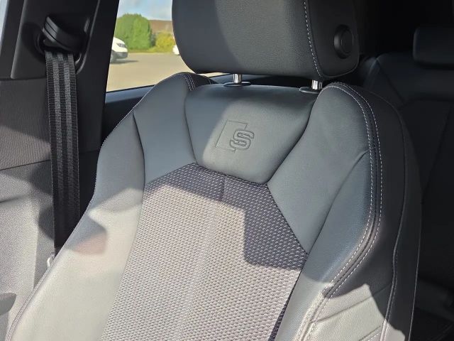 Audi Q3 35 TFSI S-Line