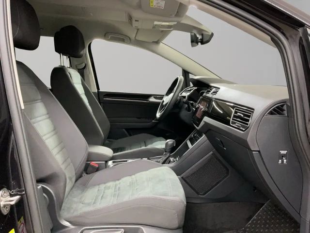 Volkswagen Touran 1.5 TSI Highline