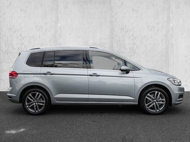 Volkswagen Touran 1.5 TSI DSG