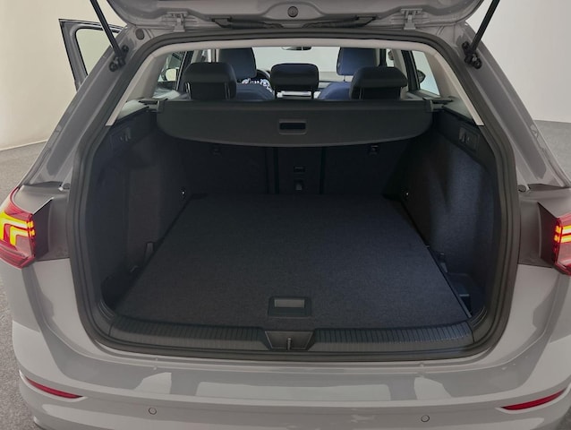 Volkswagen Golf 1.5 eTSI Golf VIII Variant