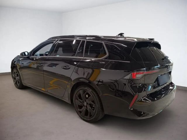 Opel Astra Sports Tourer Ultimate