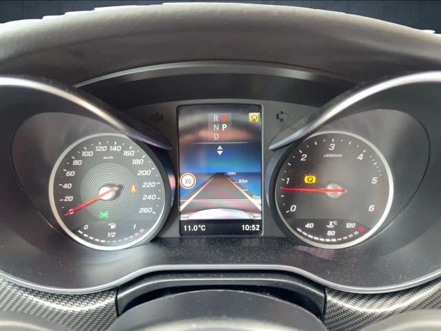 Mercedes-Benz V 300 4MATIC V 300 d