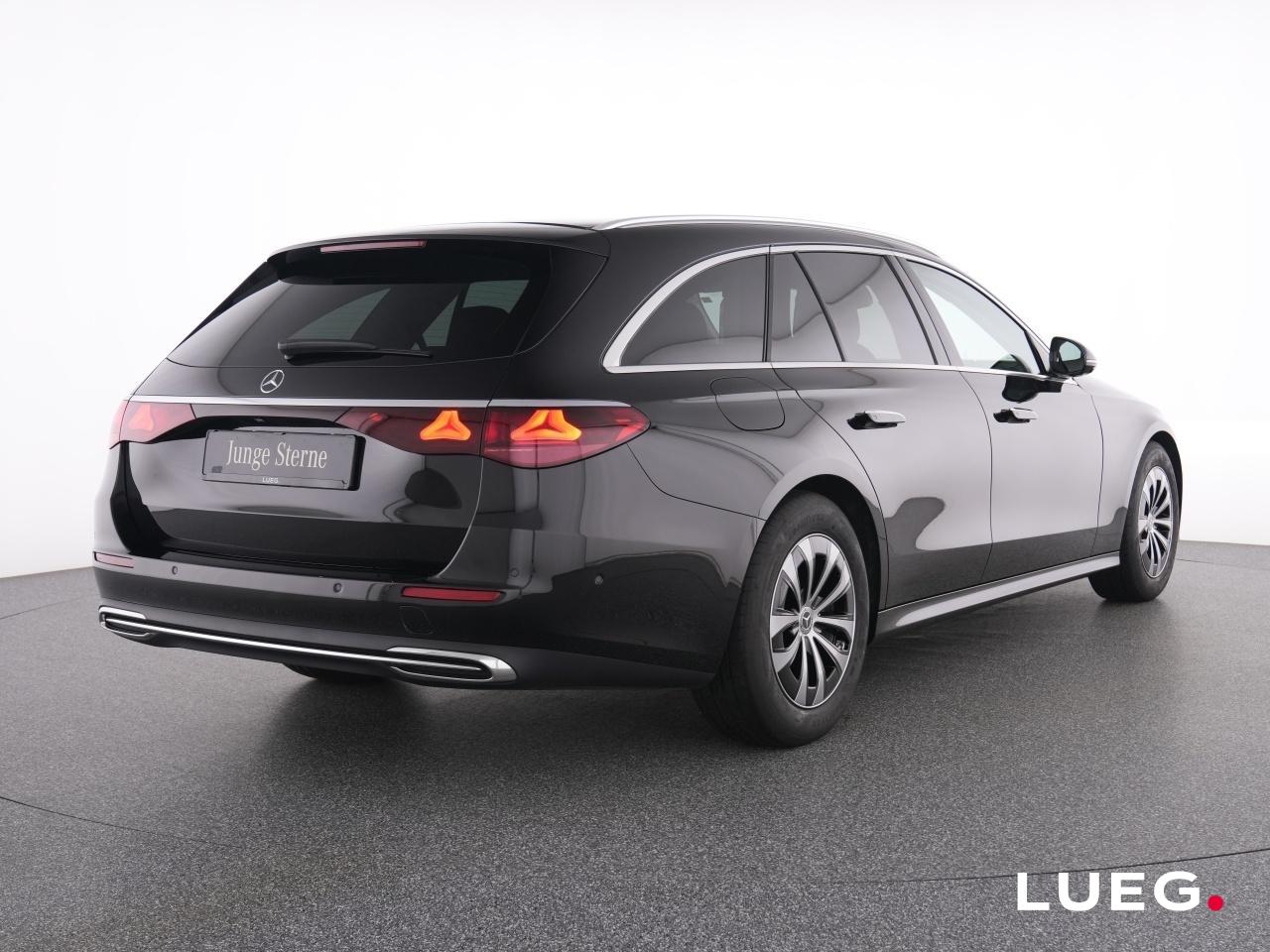 Mercedes-Benz E 200 AVANTGARDE Estate