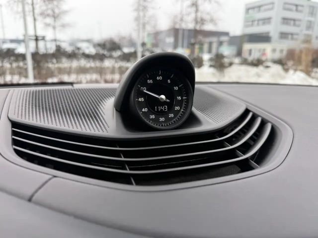 Porsche Taycan Turbo