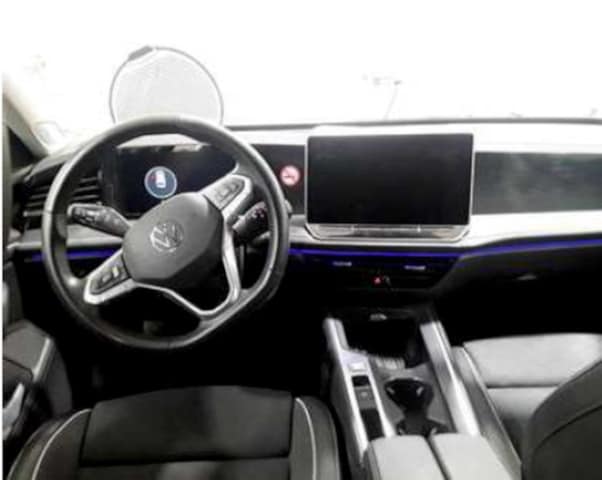 Volkswagen Passat 1.5 eTSI Business DSG Variant