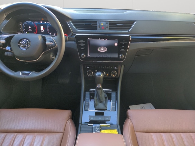 Skoda Superb 2.0 TDI Combi