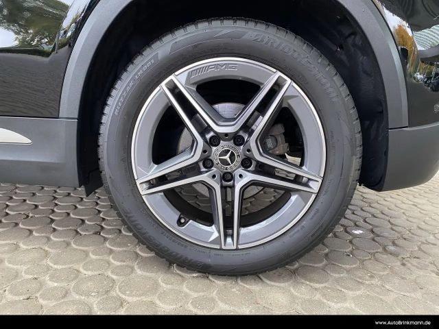 Mercedes-Benz GLA 200 AMG Line