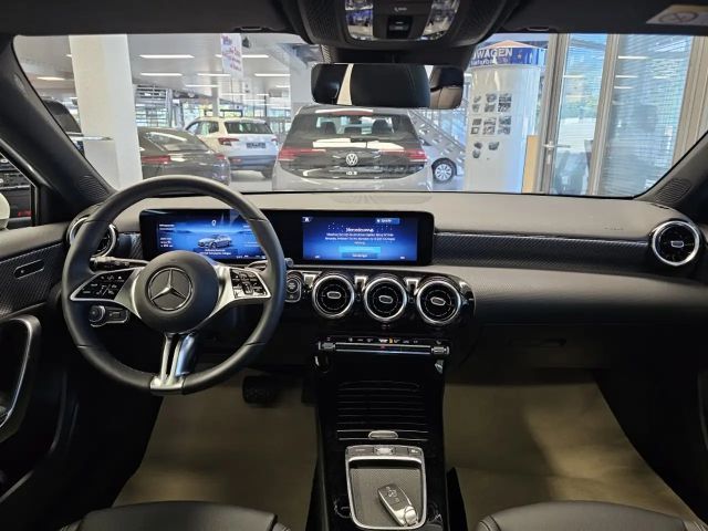 Mercedes-Benz A 200 Progressive