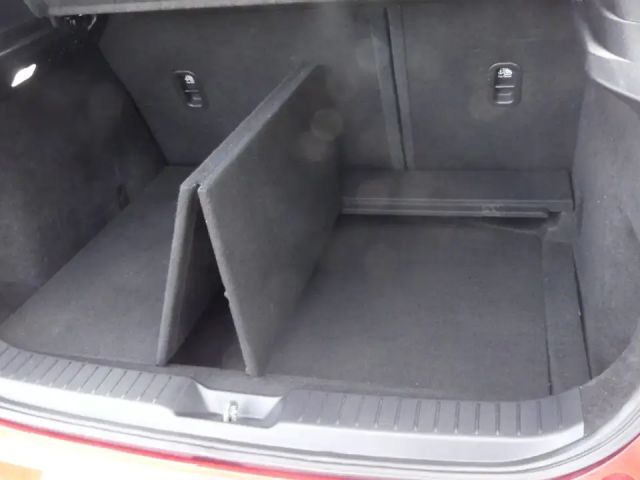 Mazda CX-30 2,0i Cosmo HeadUp Sitzhzg Lenkrdhzg Kamera Navi