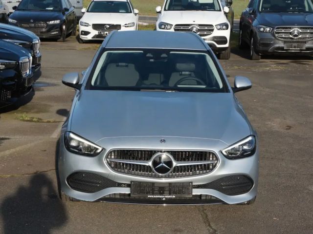 Mercedes-Benz C 180 AVANTGARDE