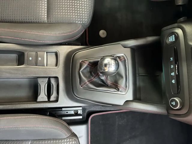 Ford Focus EcoBoost ST Line Wagon