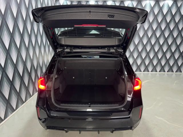 BMW X1 xDrive23d (U11) // M-PAKET // AHK // 1. BESITZ //