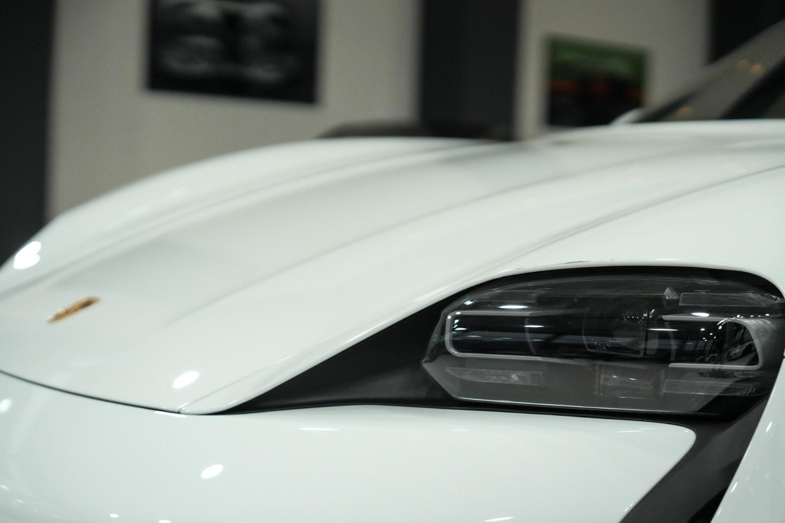 Porsche Taycan *SOUND-PACKAGE+*DAB+*360°*LED*LM"20"*