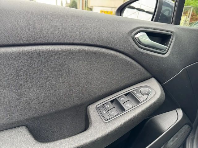 Renault Clio E-Tech Intens