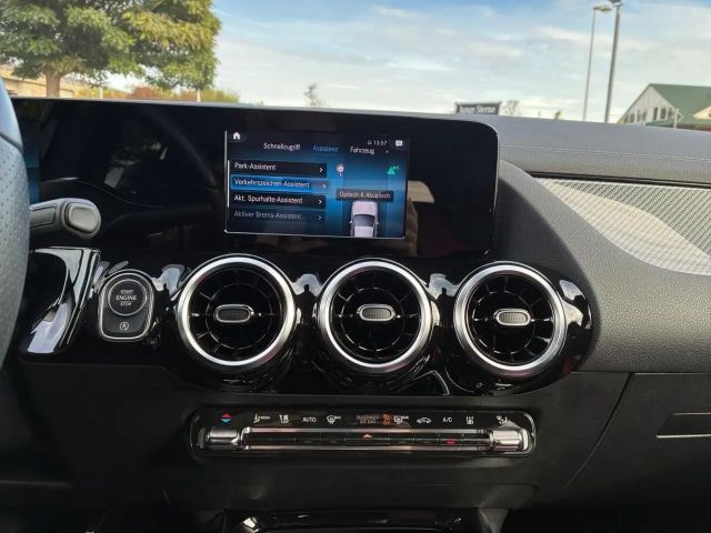 Mercedes-Benz GLA 200 4MATIC AMG Line