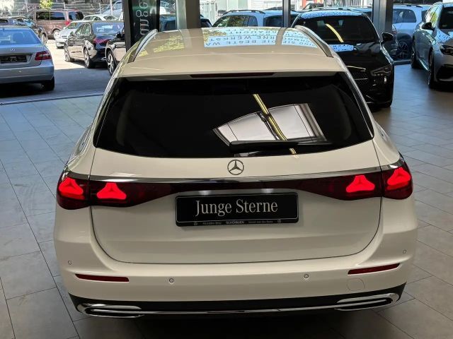 Mercedes-Benz E 220 AVANTGARDE E 220 d Estate