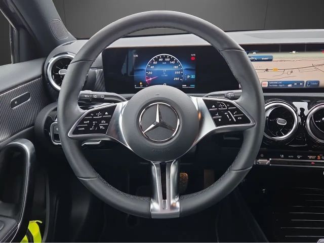 Mercedes-Benz A 200 Progressive