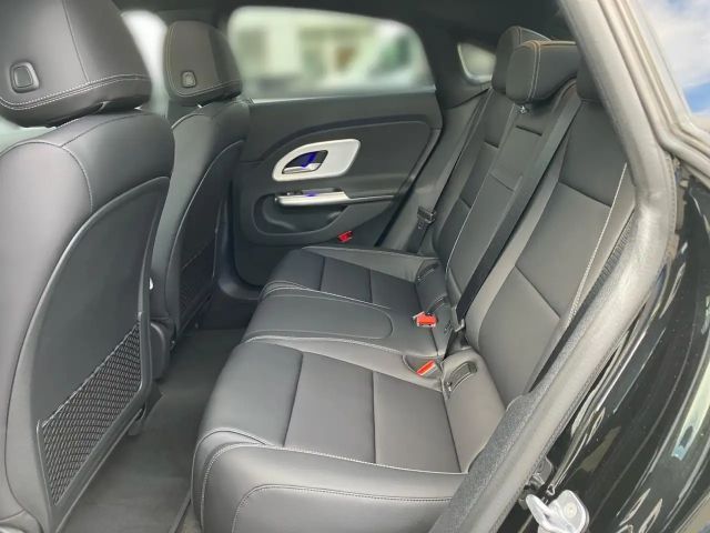 Mercedes-Benz CLA 250 Coupé Progressive