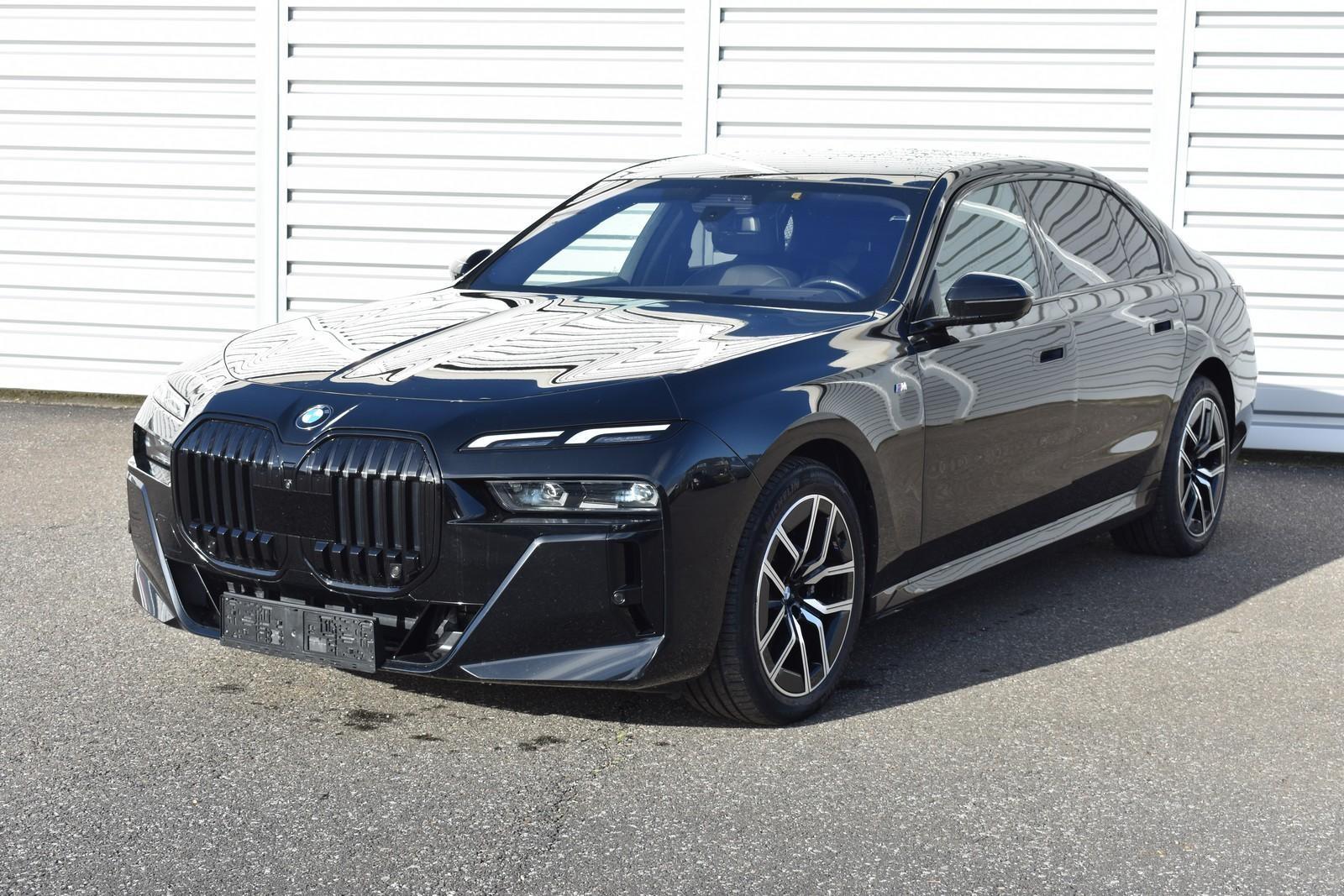 BMW 740 740d M-Sport Sedan xDrive