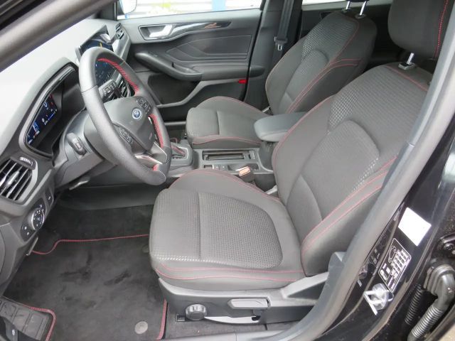 Ford Focus ST Line Wagon