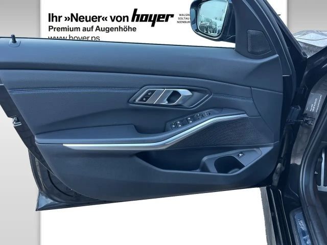 BMW 320 320e M-Sport Sedan