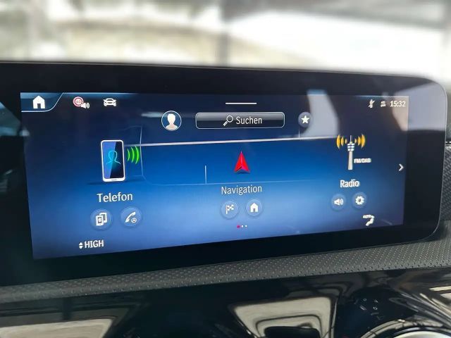 Mercedes-Benz A 180 Progressive