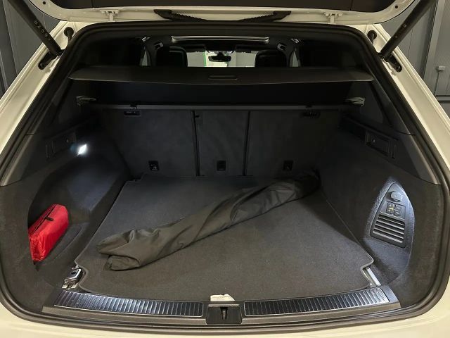 Volkswagen Touareg R-Line Style