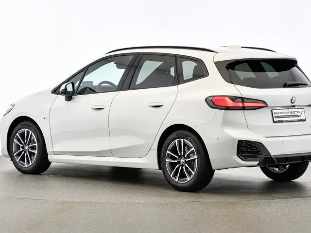BMW 218 218d Active Tourer Sedan
