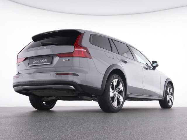 Volvo V60 Cross Country CC
