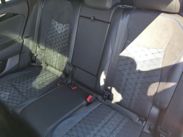 Volkswagen Tiguan 1.5 TSI DSG R-Line