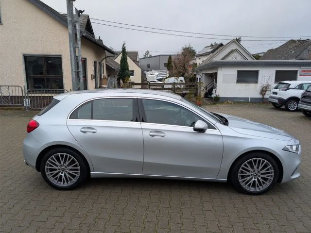 Mercedes-Benz A 180 Progressive