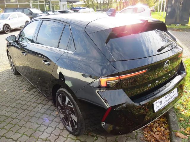 Opel Astra Business Elegance