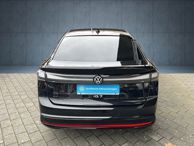 Volkswagen ID.7 IQ.Drive Pro