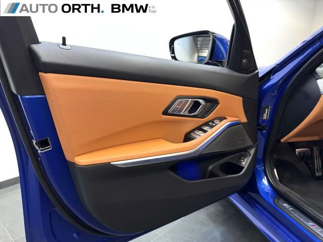 BMW 320 320d M-Sport Touring xDrive