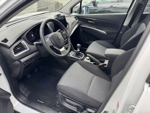 Suzuki S-Cross AllGrip Hybrid