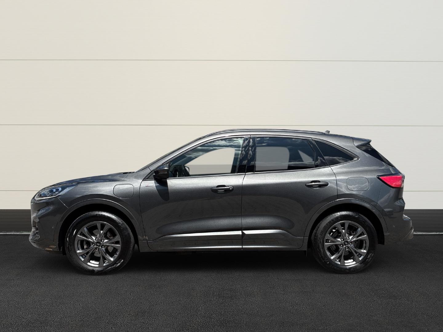 Ford Kuga Plug in Hybrid ST Line X