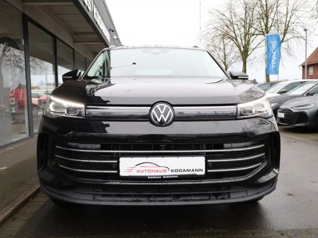 Volkswagen Tiguan 1.5 eTSI Elegance Elegance