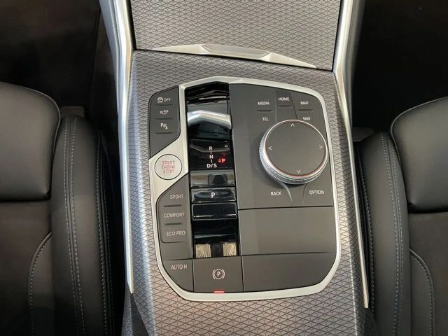 BMW 320 320d M-Sport Touring xDrive