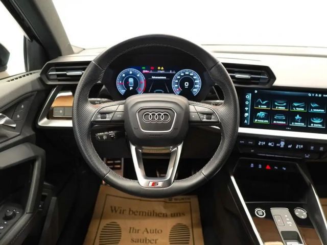 Audi A3 30 TDI S-Tronic Sedan