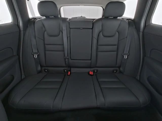 Volvo V60 Cross Country AWD Plus