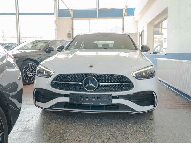 Mercedes-Benz C 200 AMG Line Sedan