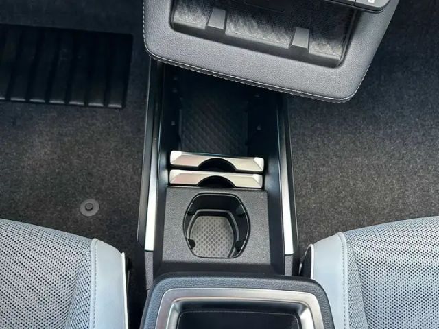 Renault Scenic E-Tech Iconic