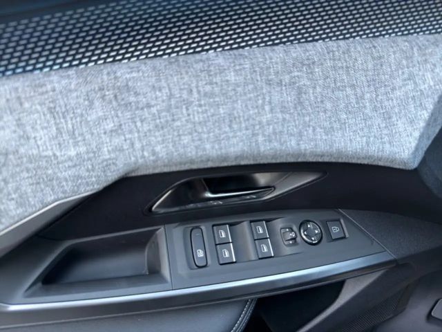 Peugeot E-3008 GT-Line